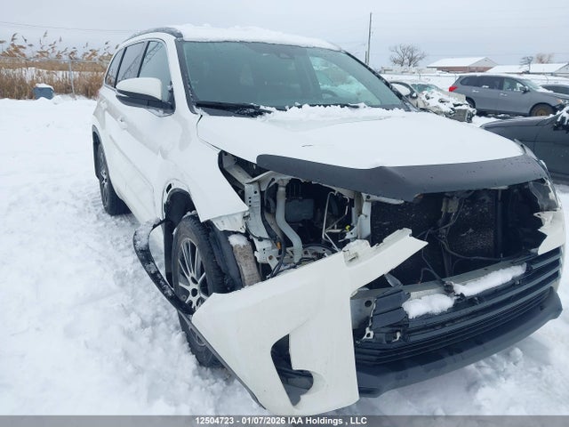 5TDJZRFH6HS402528 Toyota Highlander Se/xle