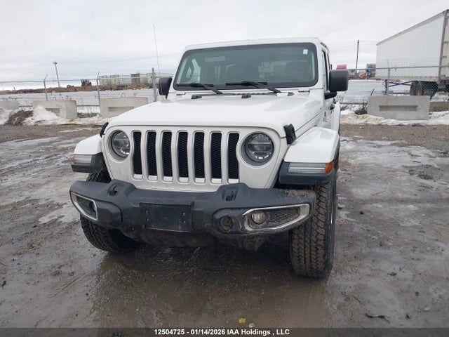 1C4HJXEG4LW329588 Jeep Wrangler Unlimited Sahara