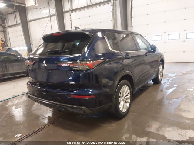 JA4J4UA80SZ621042 Mitsubishi Outlander Es