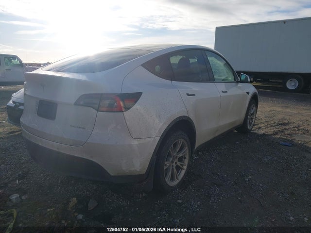 5YJYGDEE8MF089351 Tesla Model Y
