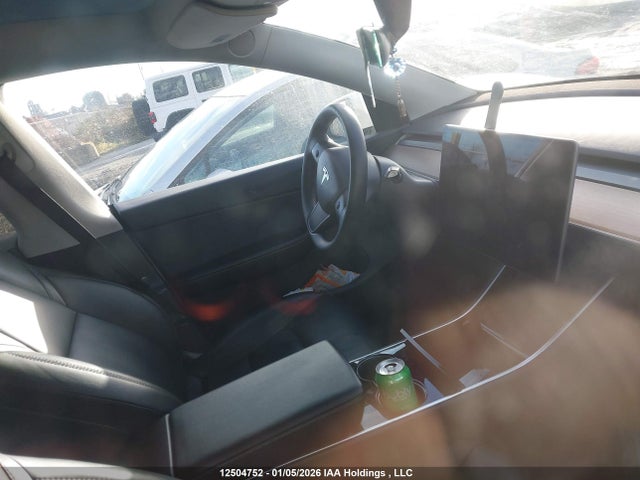 5YJYGDEE8MF089351 Tesla Model Y