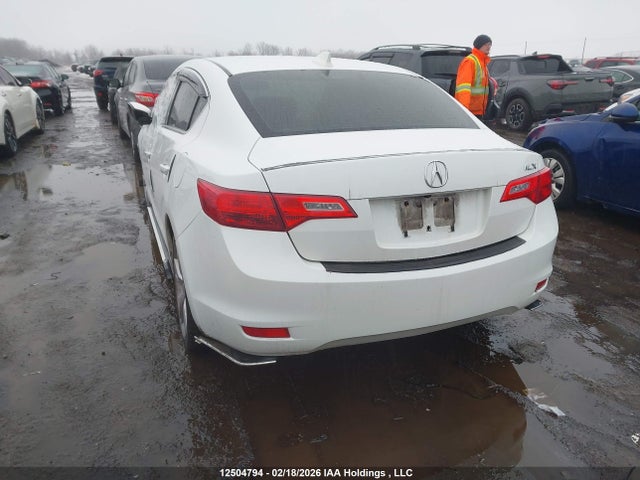 Acura Ilx Dynamic 2015 19VDE2E73FE400146 Image 3
