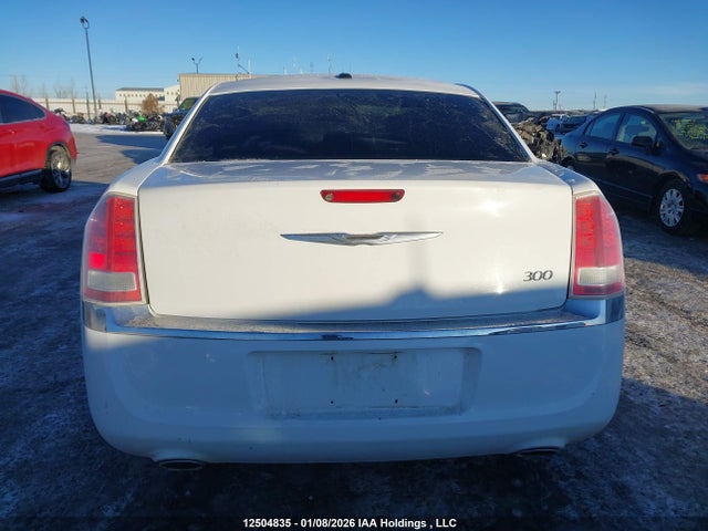 Chrysler 300 Touring 2014 2C3CCAAG2EH208085 Image 17