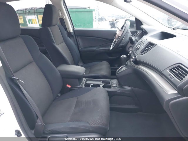 2HKRM3H32GH001742 Honda CR-V LX