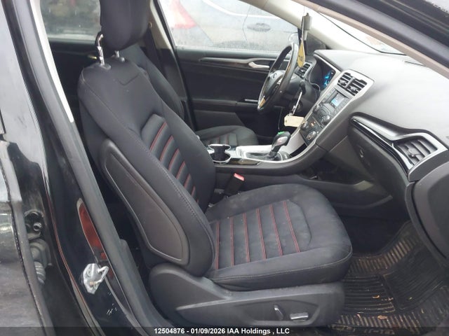 3FA6P0H71FR140385 Ford FUSION SE