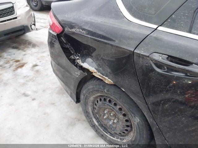 3FA6P0H71FR140385 Ford FUSION SE