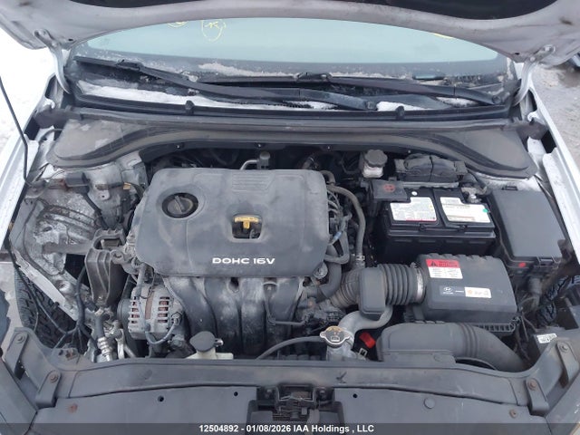 KMHD84LFXJU593888 Hyundai ELANTRA GL