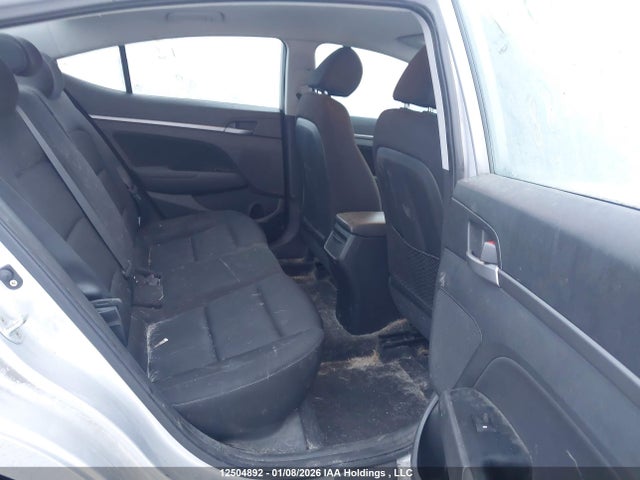 KMHD84LFXJU593888 Hyundai ELANTRA GL