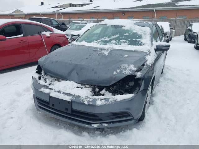 3VWD07AJ1FM260671 Volkswagen Jetta 1.8 Tsi Comfortline/1.8 Tsi Trendline+