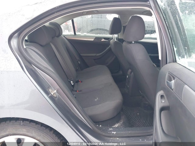 3VWD07AJ1FM260671 Volkswagen Jetta 1.8 Tsi Comfortline/1.8 Tsi Trendline+