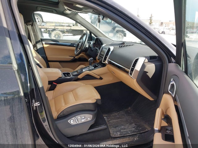 WP1AA2A27GKA36570 Porsche Cayenne
