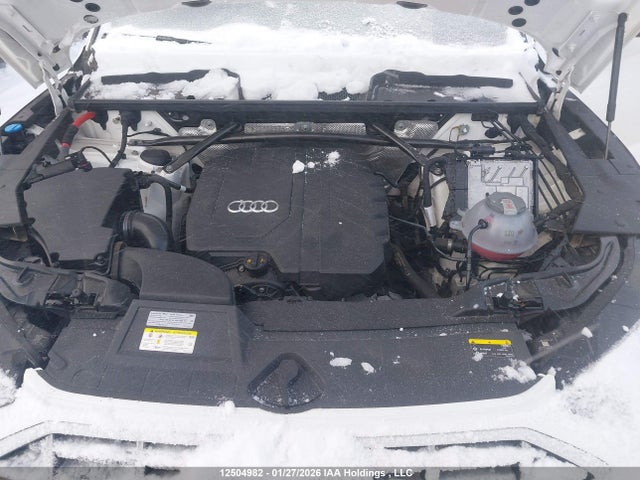 WA1AAAFY8M2098199 Audi Q5 PREMIUM