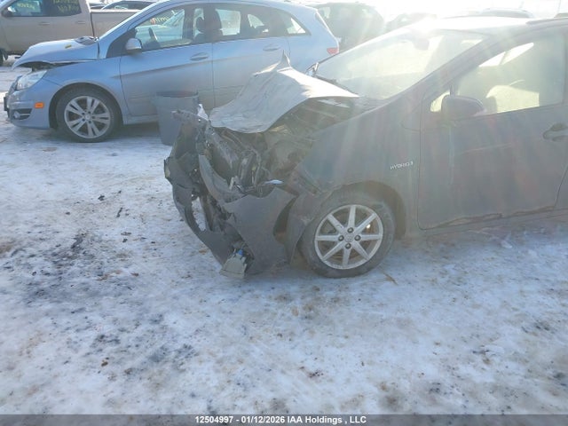 JTDKDTB33E1079414 Toyota Prius C Technology