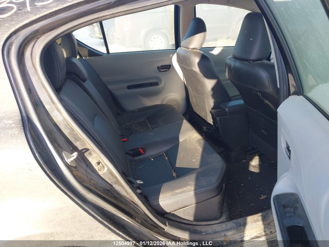 JTDKDTB33E1079414 Toyota Prius C Technology