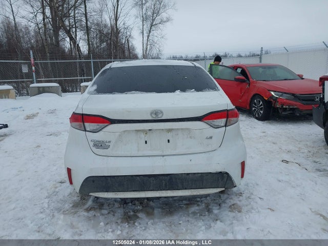 12505024 :رقم المزاد ، 5YFBPMBE0MP151372 vin ، 2021 Toyota Corolla Le مزاد بيع