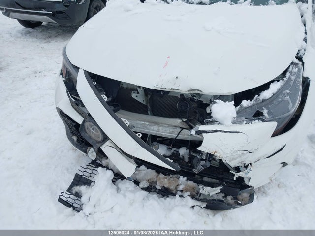 12505024 :رقم المزاد ، 5YFBPMBE0MP151372 vin ، 2021 Toyota Corolla Le مزاد بيع
