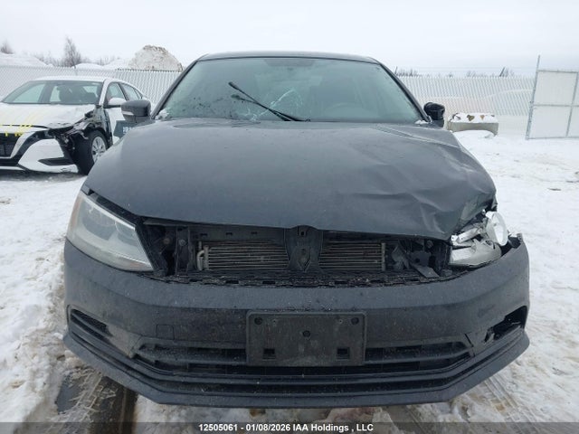 3VW167AJ4GM275264 Volkswagen Jetta