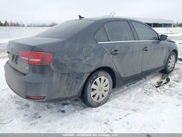 3VW167AJ4GM275264 Volkswagen Jetta