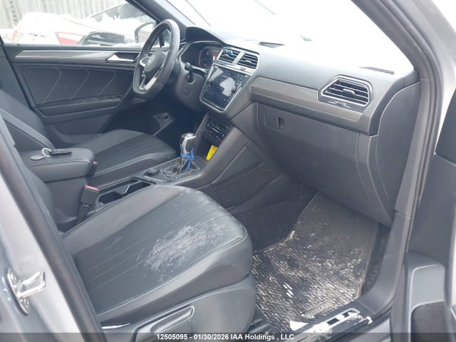 3VV8B7AX6PM094797 Volkswagen Tiguan Comfortline R-line Black
