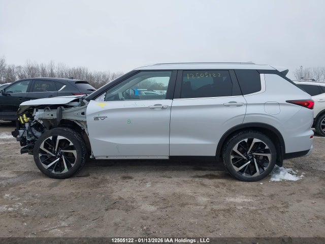 JA4T5UA95PZ613993 Mitsubishi OUTLANDER PHEV