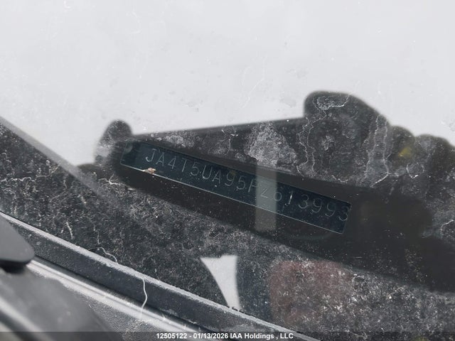 JA4T5UA95PZ613993 Mitsubishi OUTLANDER PHEV