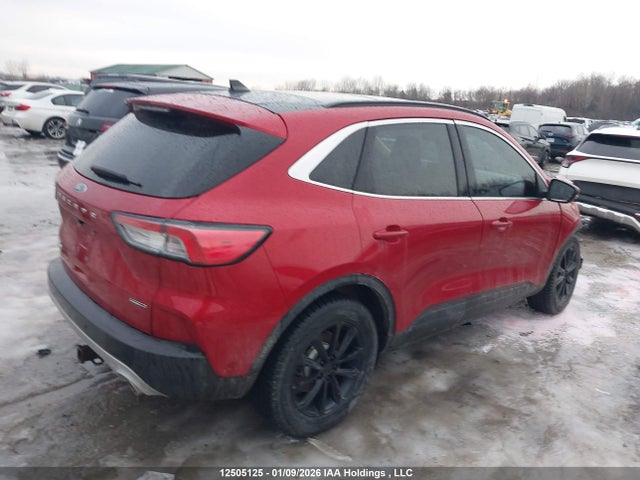 1FMCU9DZXLUC30989 Ford Escape Titanium Hybrid