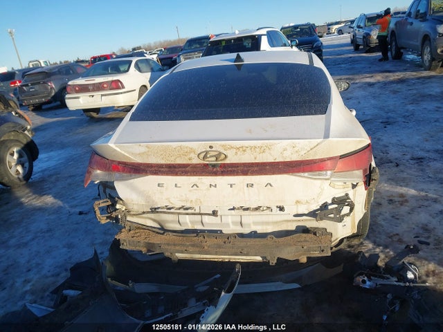 KMHLM4AGXMU148817 Hyundai Elantra Preferred Ivt With Sun And Tech Package