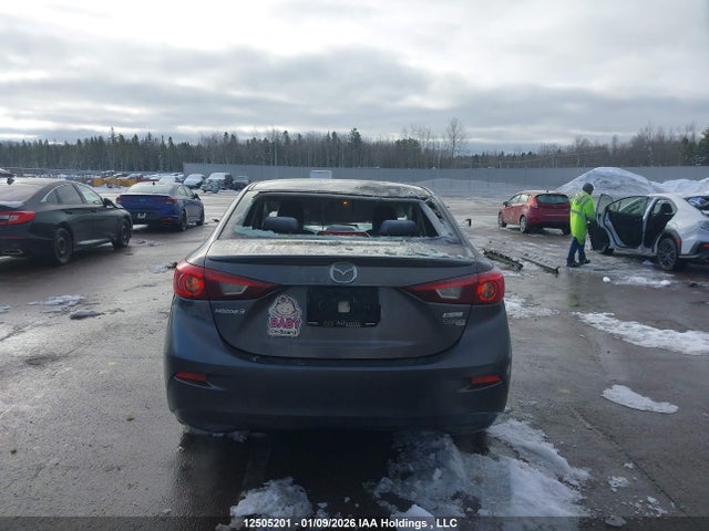 3MZBN1W37JM246220 Mazda 3 Grand Touring
