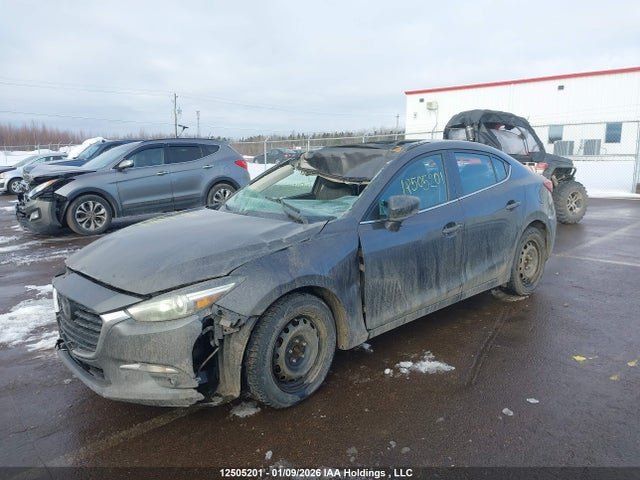 3MZBN1W37JM246220 Mazda 3 Grand Touring