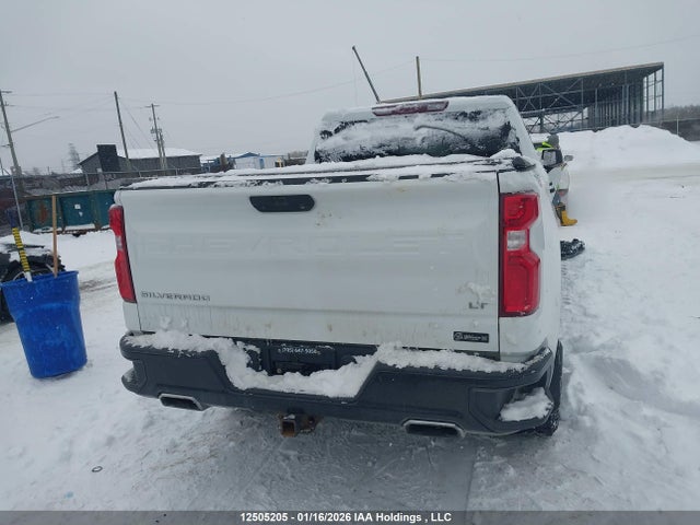 1GCPYFED1LZ260137 Chevrolet Silverado 1500 Lt Trail Boss