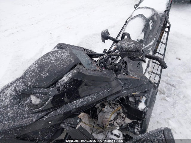 2BPSTGRE4RV000021 Skidoo Skidoo