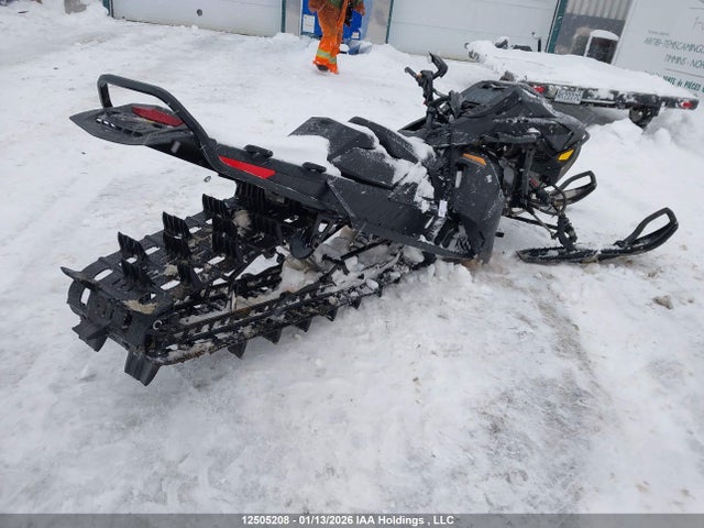 2BPSTGRE4RV000021 Skidoo Skidoo
