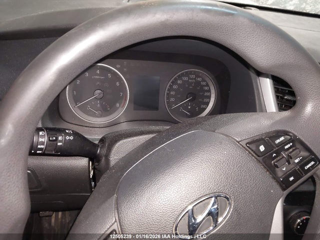 12505239 :رقم المزاد ، KM8J2CA4XJU661249 vin ، 2018 Hyundai Tucson Se مزاد بيع