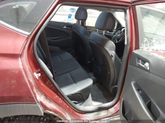 12505239 :رقم المزاد ، KM8J2CA4XJU661249 vin ، 2018 Hyundai Tucson Se مزاد بيع