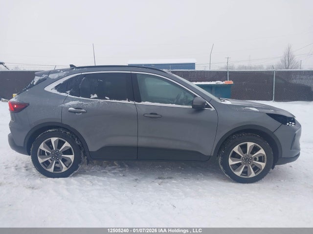 1FMCU9JA4SUB05855 Ford Escape Platinum