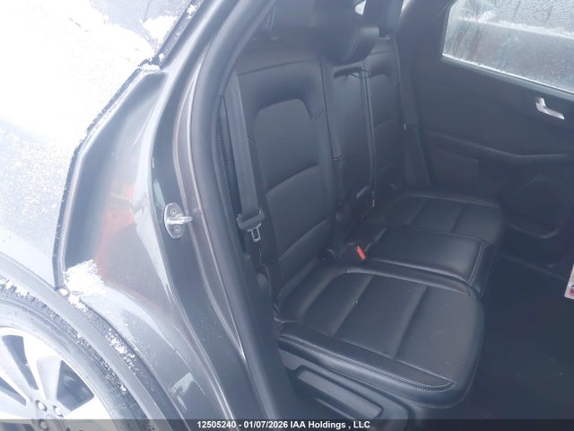 1FMCU9JA4SUB05855 Ford Escape Platinum