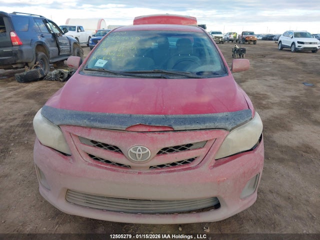 2013 Toyota Corolla Ce მანქანა იყიდება აუქციონზე, vin: 2T1BU4EE5DC055211, აუქციონის ნომერი: 12505279