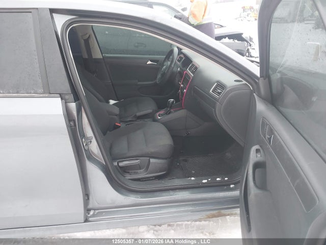 12505357 :رقم المزاد ، 3VWDK7AJ6BM364254 vin ، 2011 Volkswagen Jetta 2.0l Comfortline مزاد بيع