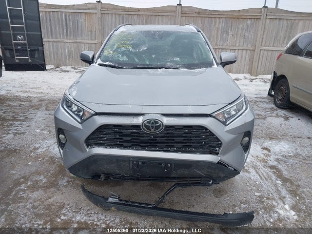 2020 Toyota Rav4 მანქანა იყიდება აუქციონზე, vin: 2T3W1RFV3LW080151, აუქციონის ნომერი: 12505360