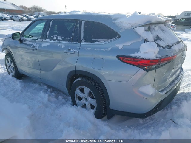 5TDZZRAH9MS524370 Toyota Highlander