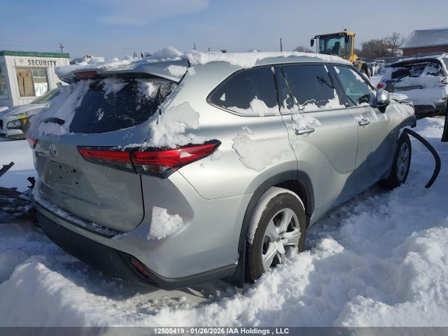 5TDZZRAH9MS524370 Toyota Highlander