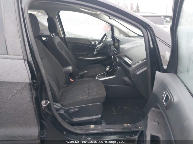 MAJ6P1UL0JC208627 Ford Ecosport