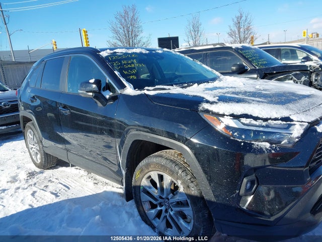 2T3R1RFV1SC568981 Toyota Rav4 Xle