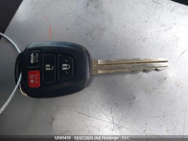 2T1BURHE5GC641078 Toyota Corolla S