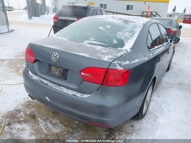 3VW2K7AJ8EM253099 Volkswagen JETTA S