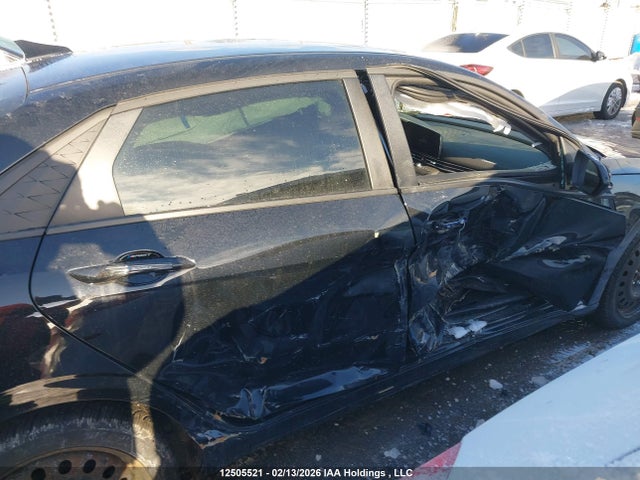 KMHLM4DG3SU990682 Hyundai Elantra Preferred W/tech Package