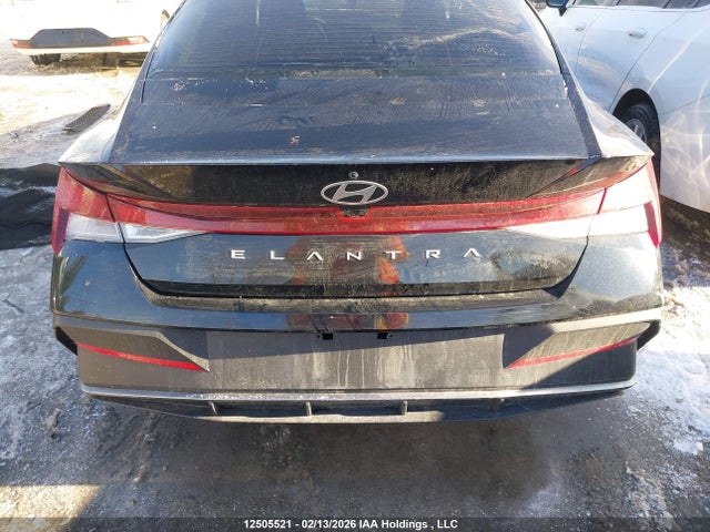 KMHLM4DG3SU990682 Hyundai Elantra Preferred W/tech Package