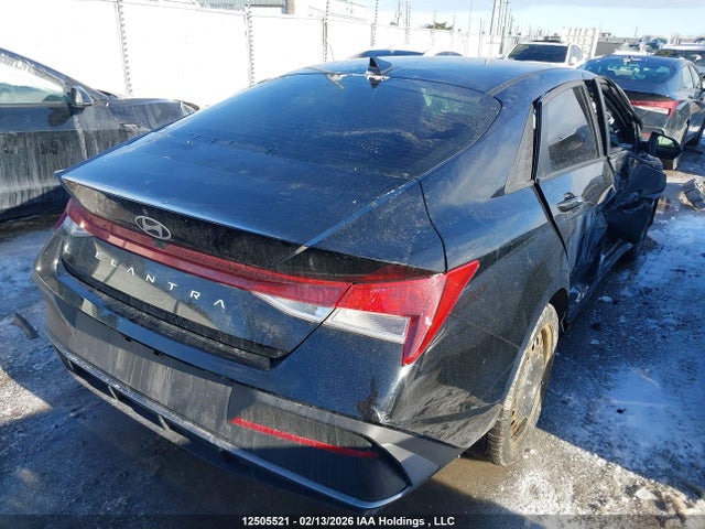 KMHLM4DG3SU990682 Hyundai Elantra Preferred W/tech Package