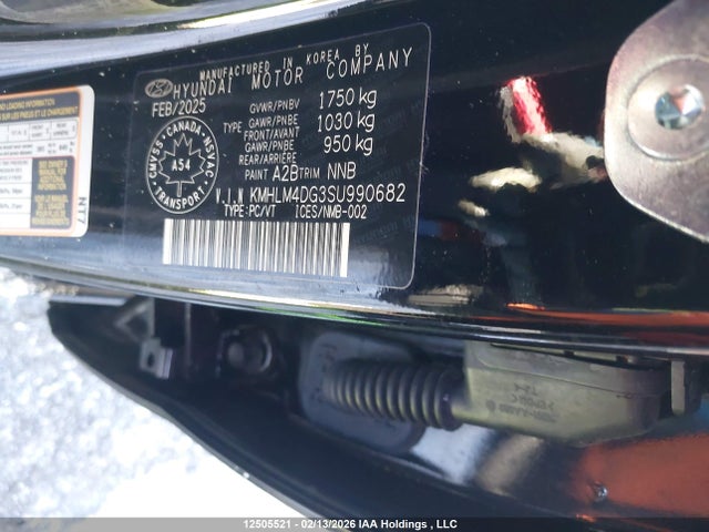 KMHLM4DG3SU990682 Hyundai Elantra Preferred W/tech Package