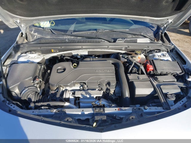 1G1ZD5ST4NF140646 Chevrolet MALIBU LT
